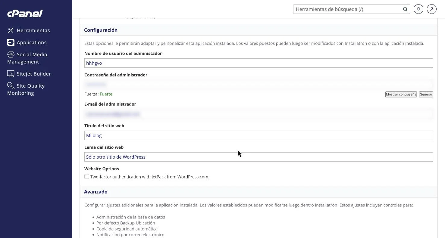 Bloque Configuración de Installatron con usuario, contraseña y correo del administrador, título y lema del sitio