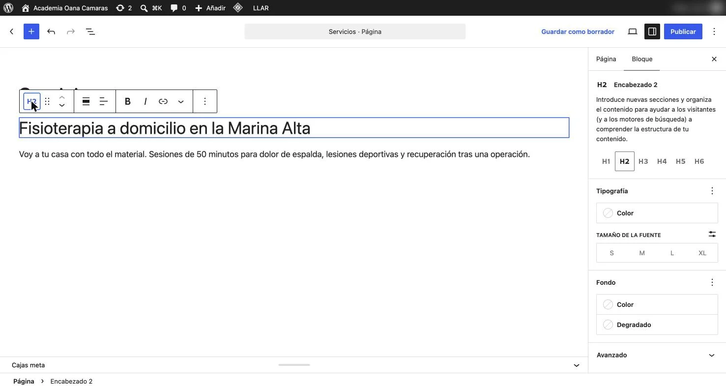 Bloque Encabezado seleccionado con el icono H2 en la barra flotante, el selector H1 a H6 en el panel derecho y un párrafo debajo