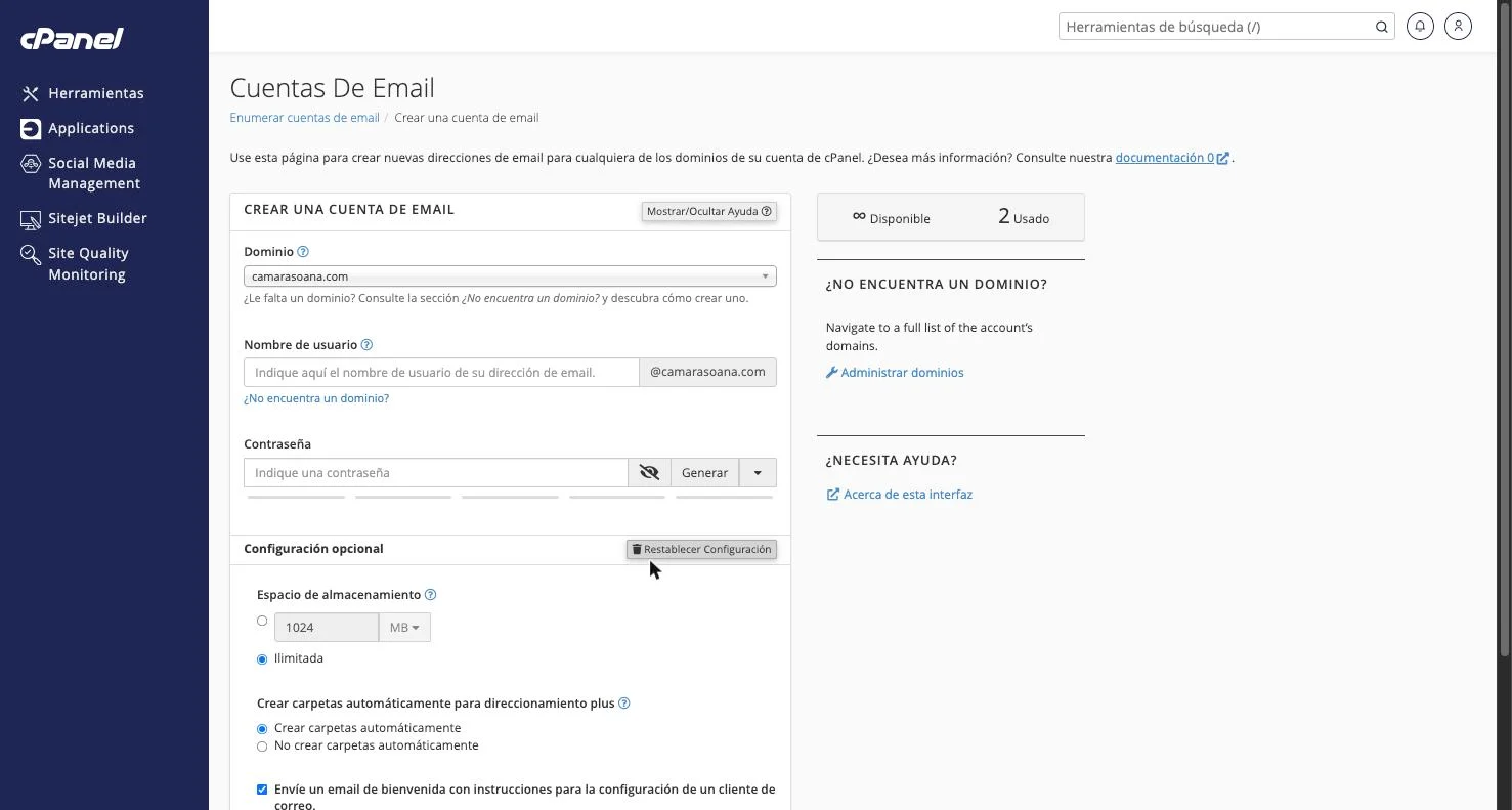 Formulario Crear una cuenta de email de cPanel con dominio, nombre de usuario, contraseña y espacio de almacenamiento